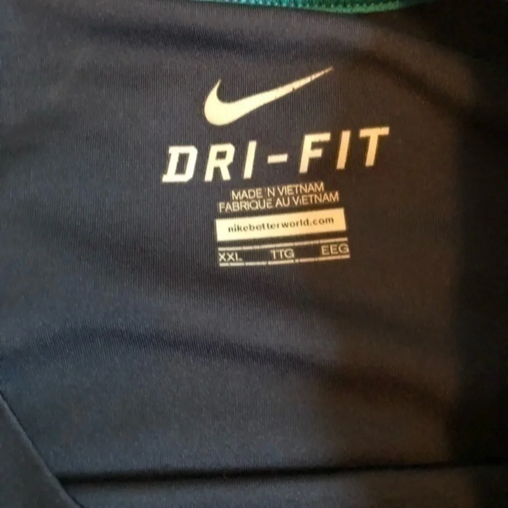 Nike Navy blue and green trim dri fit shirt sz xxl